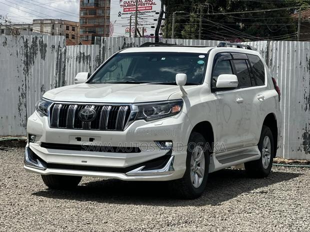 Toyota Land Cruiser Prado 2019 Pearl