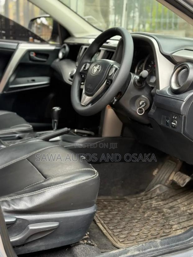 Toyota RAV4 2016 Silver