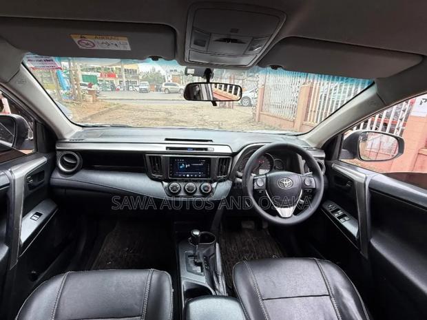 Toyota RAV4 2016 Silver