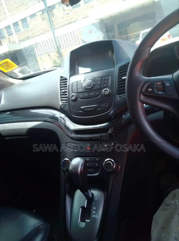Chevrolet Orlando 2015 Brown