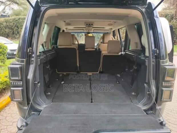 Land Rover Discovery 2006 Blue