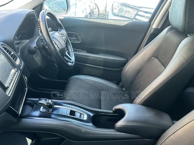 Honda Vezel 1.5 Hybrid 2WD 2019 Green