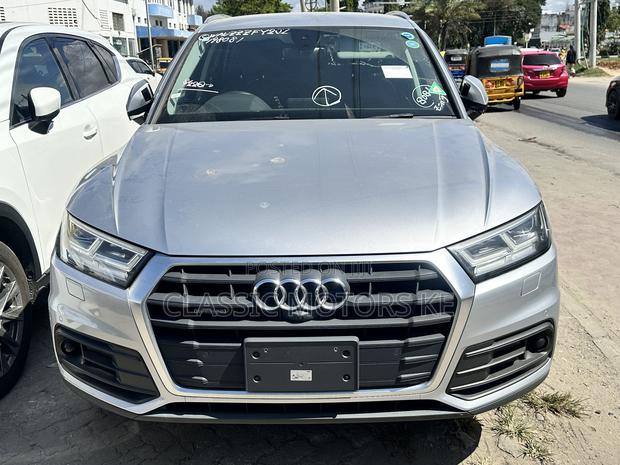 Audi Q5 2.0T Premium AWD quattro 2019 Silver