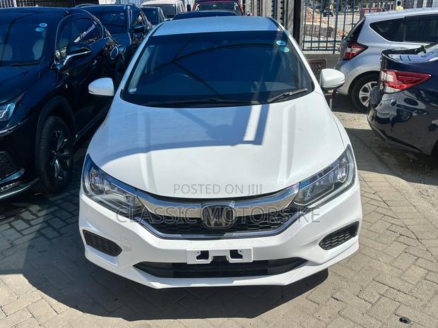 Honda Grace 1.5 Hybrid AWD 2018 White