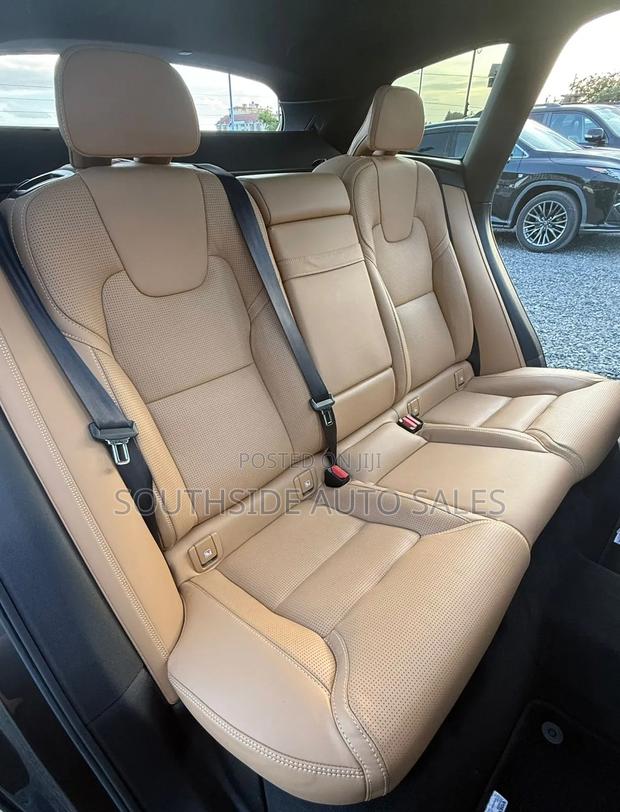 Volvo XC60 T5 Inscription AWD 2018 Gray