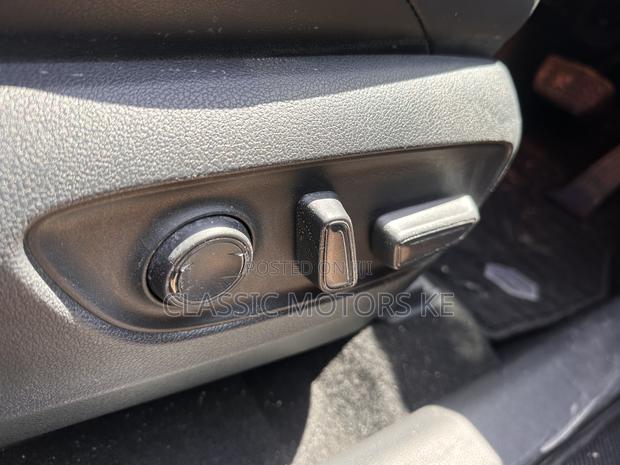 Toyota RAV4 Adventure AWD 2020 Black