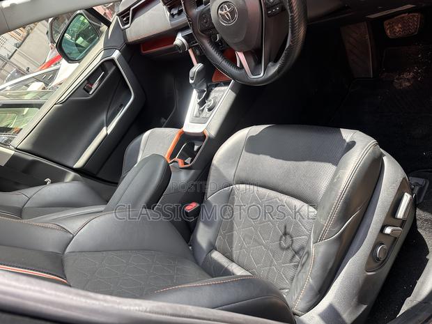 Toyota RAV4 Adventure AWD 2020 Black
