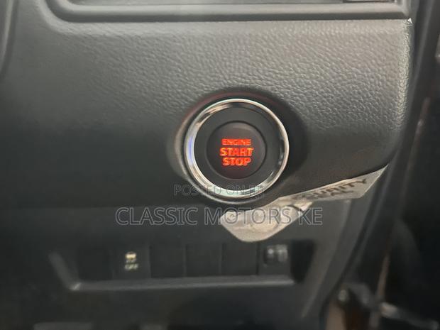 Suzuki Swift 2018 Brown