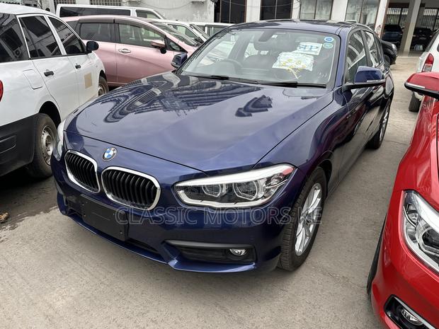 BMW 118i 2018 Blue