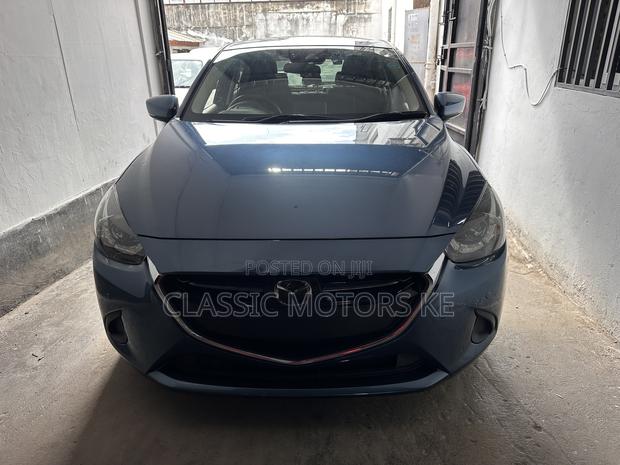 Mazda Demio 2018 Blue