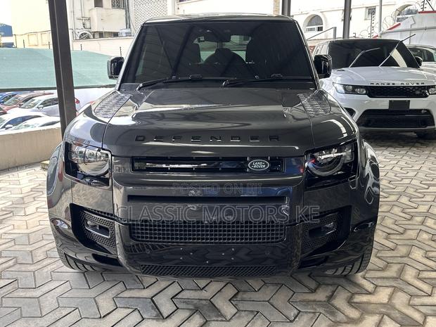 Land Rover Defender V8 2022 Gray