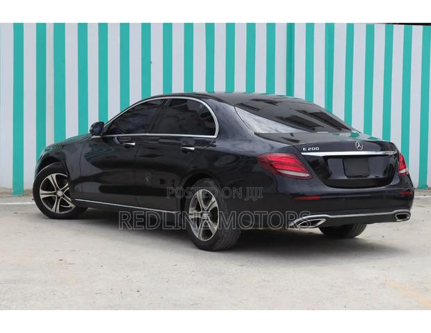 Mercedes-Benz E200 2017 Black