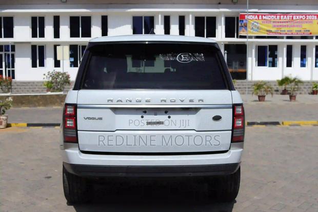 Land Rover Range Rover Vogue 2017 White