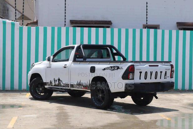 Toyota Hilux Revo Single Cab Deisel 2.4 RWD 2018 White
