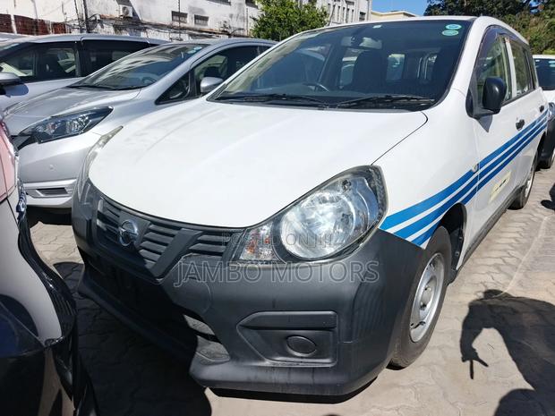 Nissan Advan 2019 White