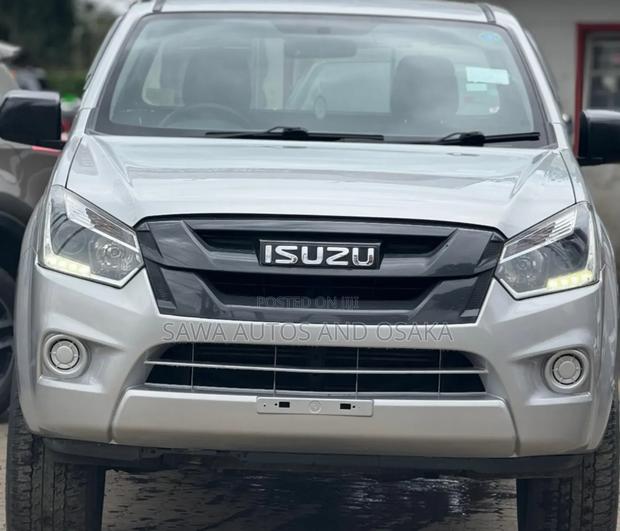 Isuzu D-MAX 2019 Silver