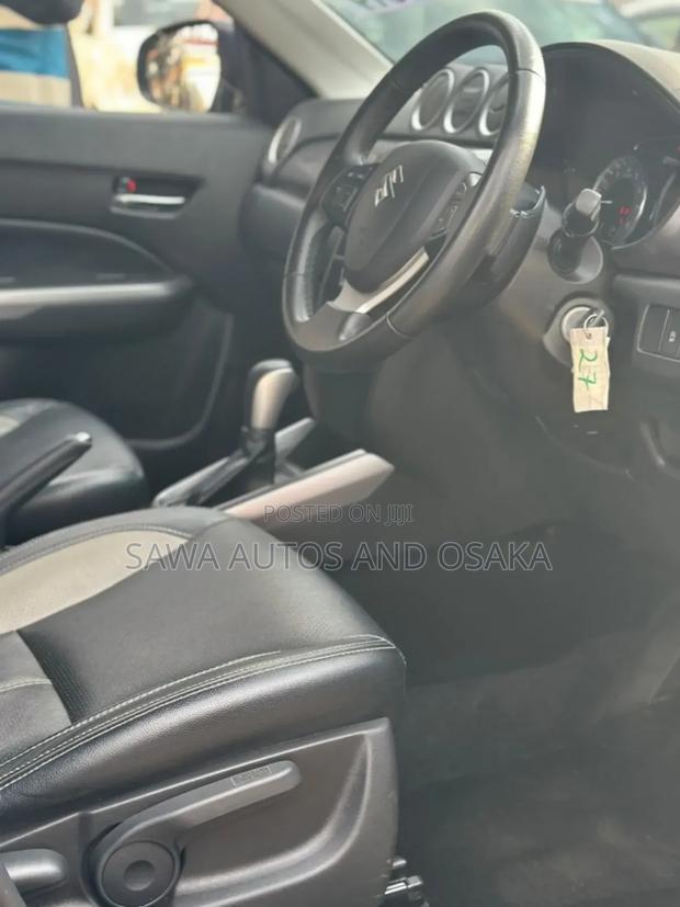 Suzuki Vitara 2019 Black
