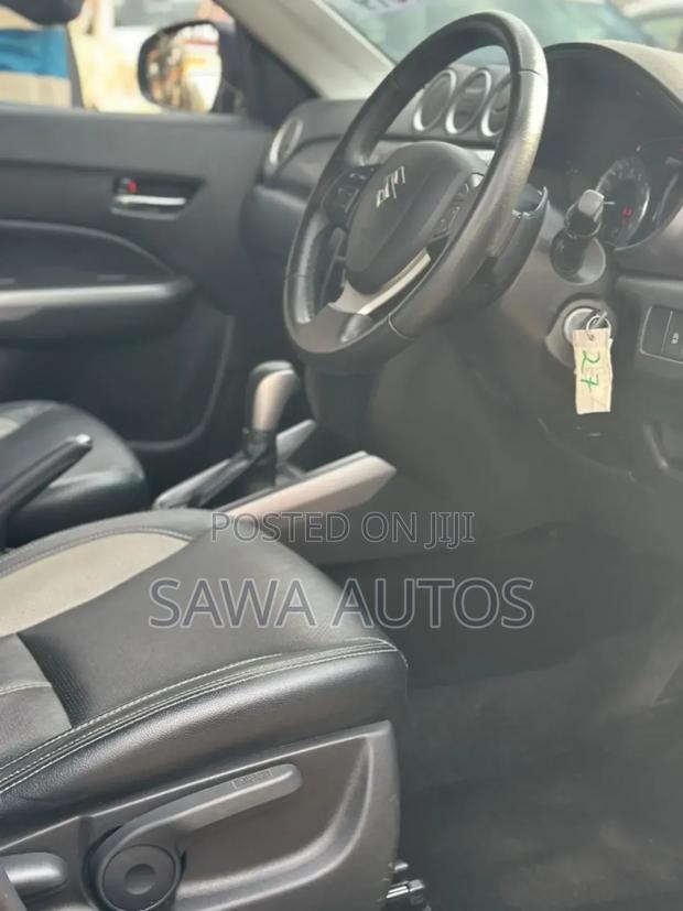 Suzuki Vitara 2019 Black