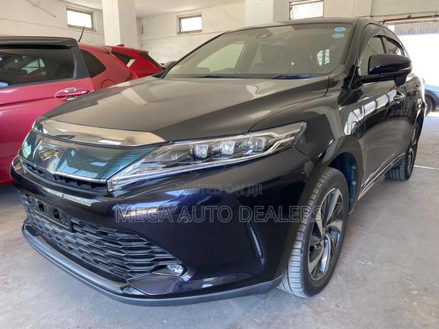 Toyota Harrier 2018 Black