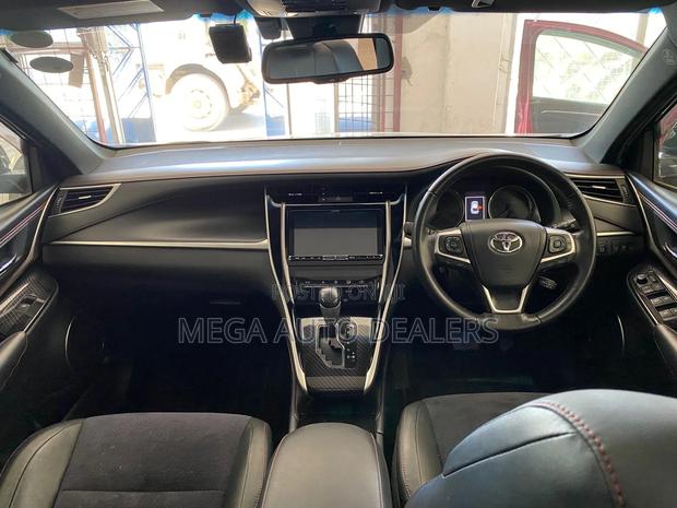 Toyota Harrier 2018 Black