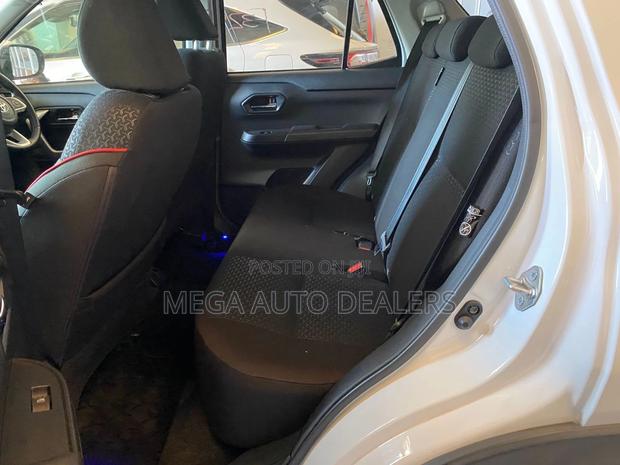 Toyota Raize 2019 White