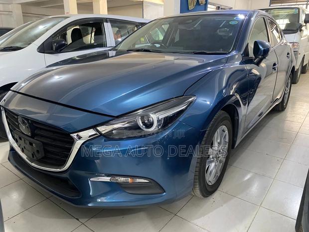 Mazda Axela 2018 Blue