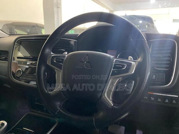 Mitsubishi Outlander 2018 Black