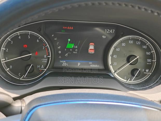Toyota Harrier 2.0 2020 White