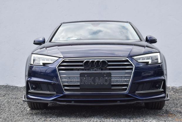 Audi A4 2.0T Tech ultra Premium FWD 2018 Blue