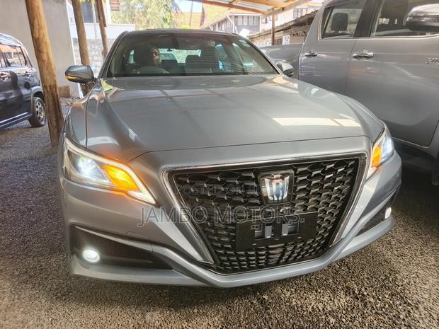 Toyota Crown 2019 Blue
