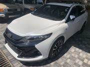 Toyota Harrier 2.0 Turbo 4WD 2018 White for sale
