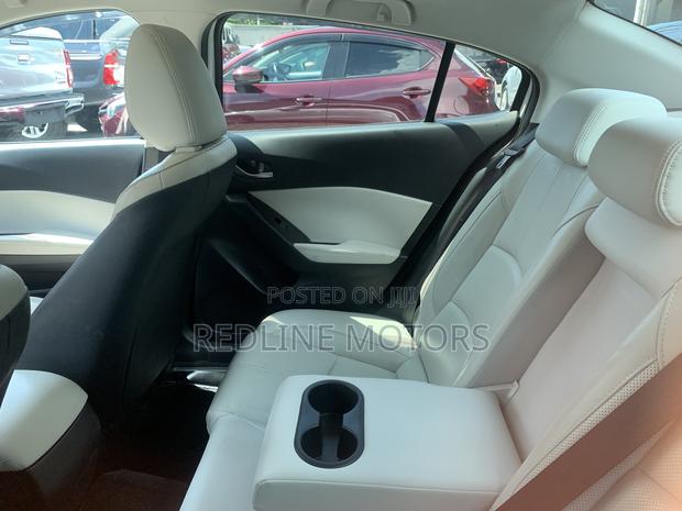 Mazda Axela 2017 White