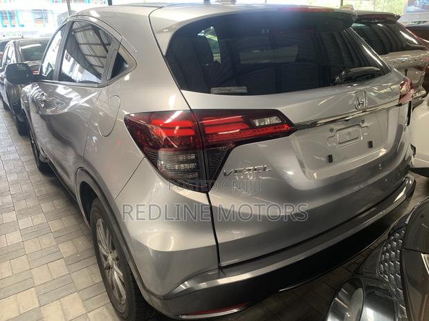 Honda Vezel 1.5 Hybrid 4WD 2018 Silver