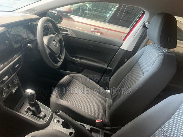 Volkswagen Polo 2018 Red