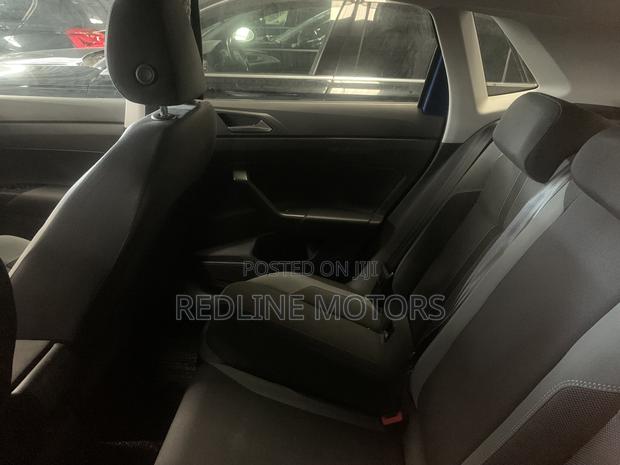 Volkswagen Polo 2018 Blue
