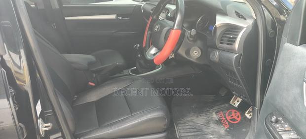 Toyota Hilux Revo Smart Cab Deisel 2.4 AWD 2019 Black