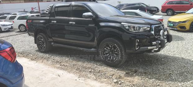Toyota Hilux Revo Smart Cab Deisel 2.4 AWD 2019 Black