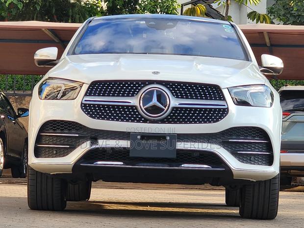 Mercedes-Benz GLE-Class GLE 400d 4MATIC 2020 White