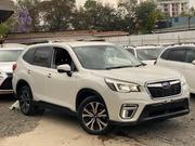 Subaru Forester 2019 White for sale
