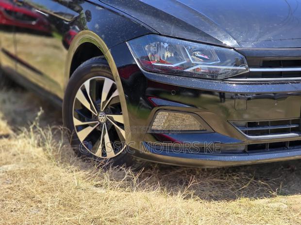 Volkswagen Polo 2019 Black
