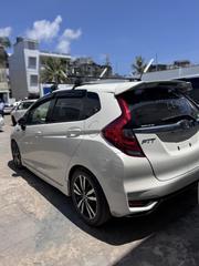 Honda Fit Sport 2019 White for sale