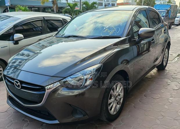 Mazda Demio 2019 Gray