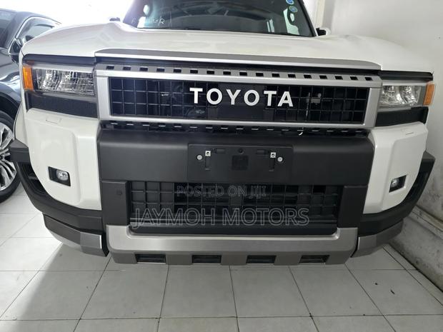 Toyota Land Cruiser Prado 2.8 2025 White