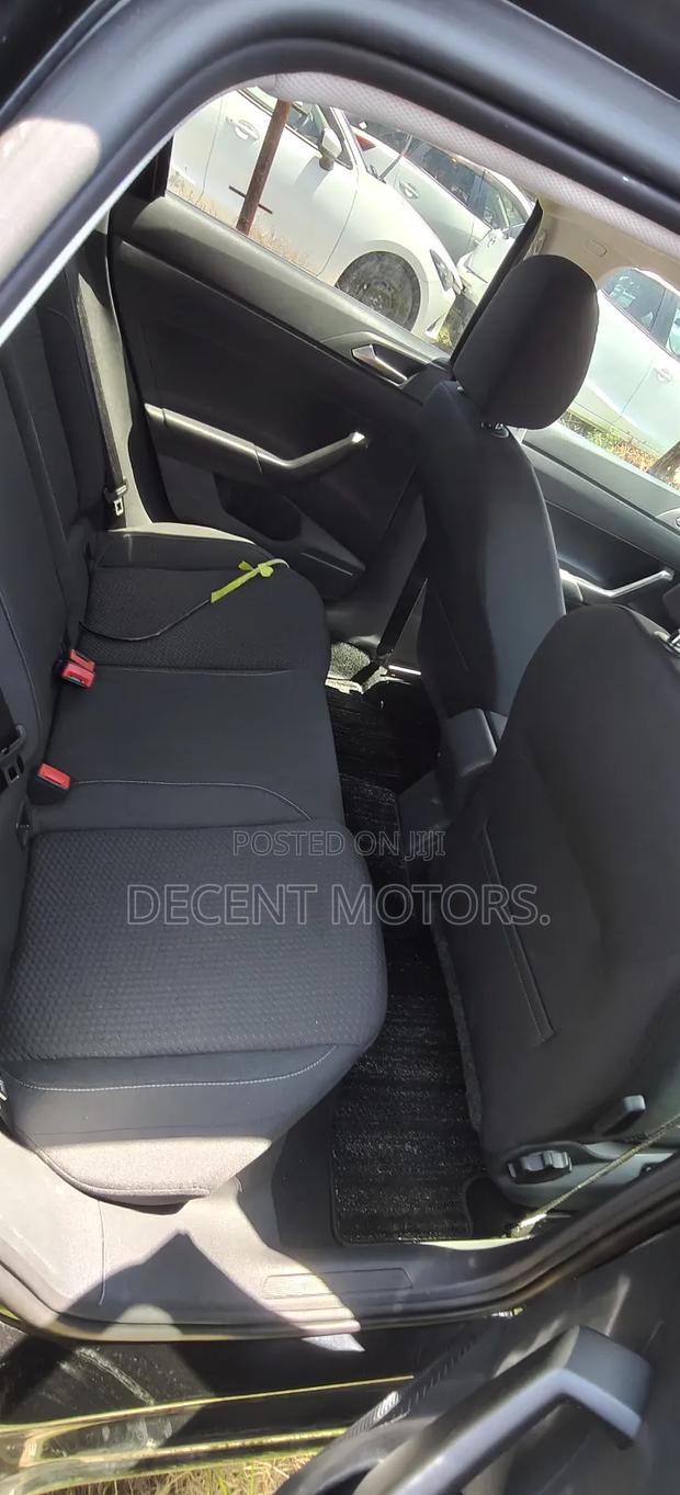 Volkswagen Polo 2019 Black