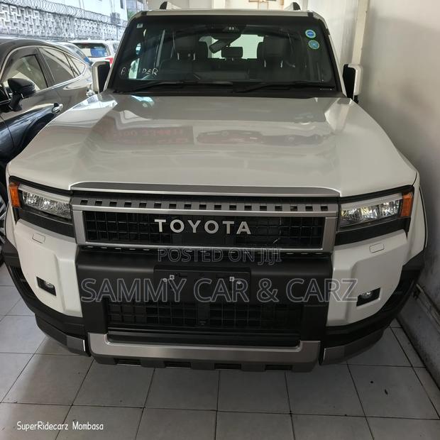 Toyota Land Cruiser Prado 2.8 2025 White