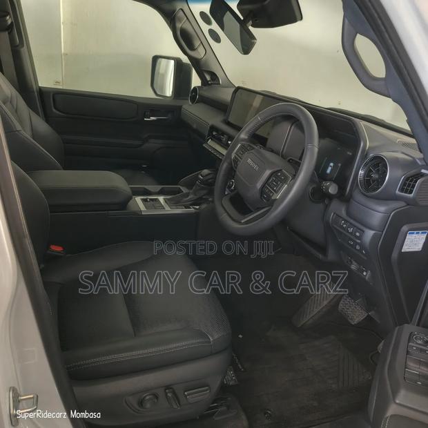 Toyota Land Cruiser Prado 2.8 2025 White