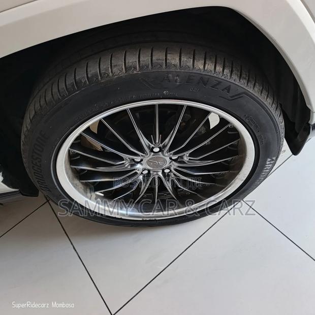 Toyota RAV4 2020 White