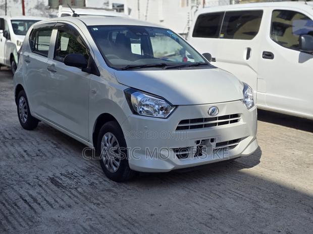 Toyota Pixis 2019 White