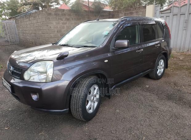 Nissan X-Trail 2010 Purple
