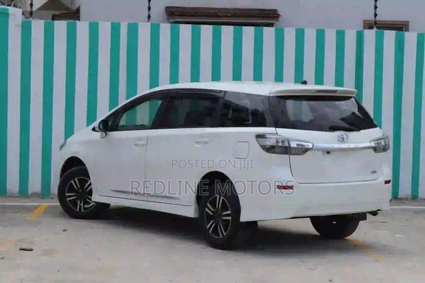 Toyota Wish 2014 White
